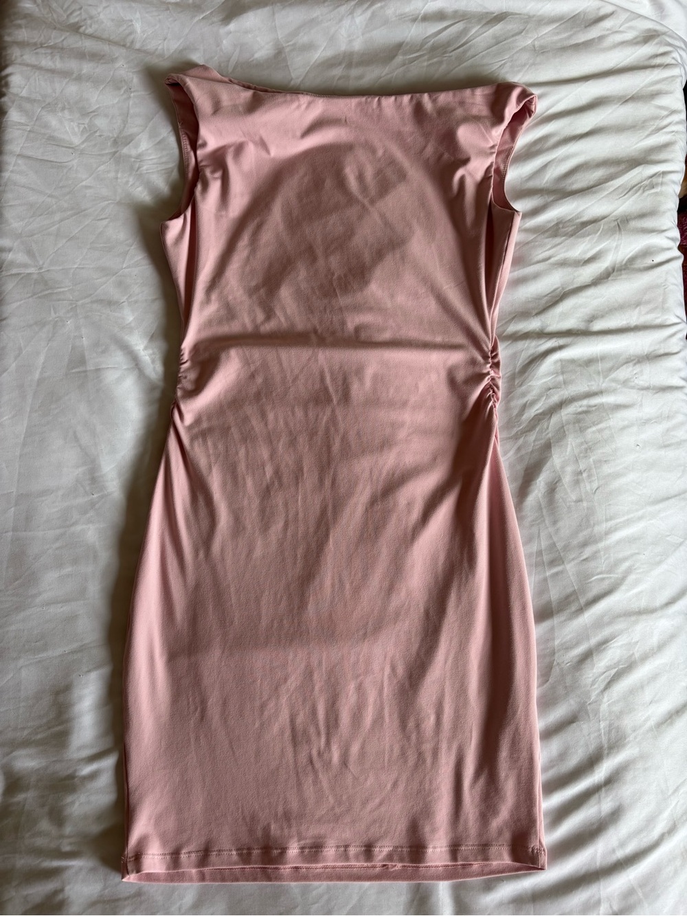 Pink bodycon dress
